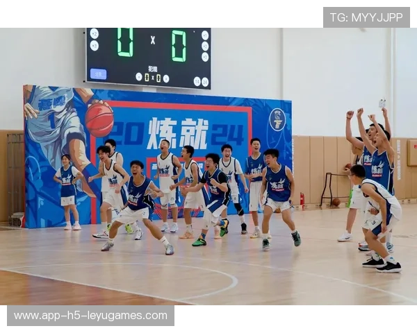 NBA球队夏日篮球学校吸引大量青少年参与