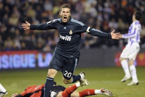 乐鱼中国-北京广厦激烈争夺排名，胜负悬念不断！，北京广厦网络怎么样