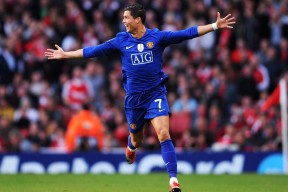 乐鱼官网-东契奇爆发！湖人杀进西部前三！2年1200万签下第三巨头，东契奇在nba什么球队